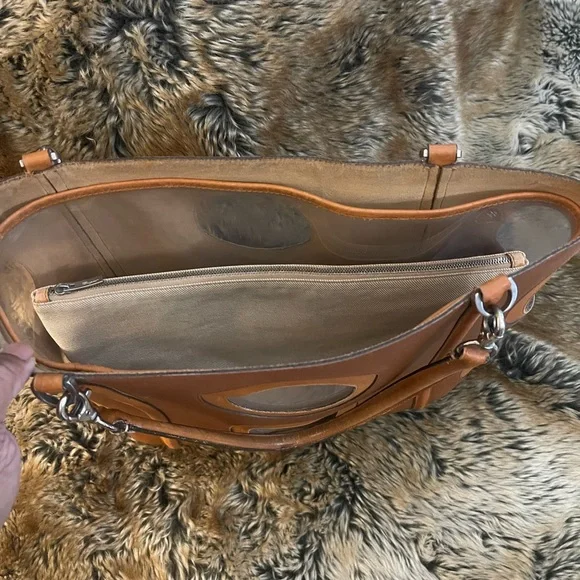 Salvatore Ferragamo - Picture 3 of 7